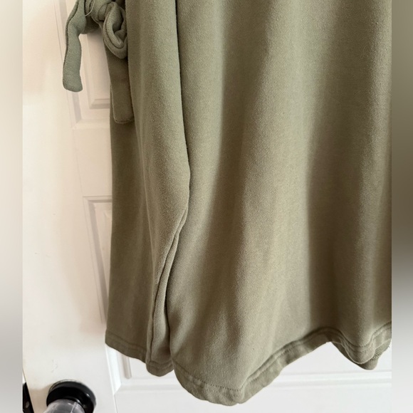 Cable & Gauge Sage Green Cold Shoulder Sweatshirt - Picture 3 of 6
